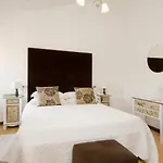 Emme Palace & מלון אורביאטו