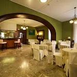 Emme Palace & فندق أورفييتو
