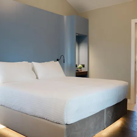 Emme Palace & 호텔