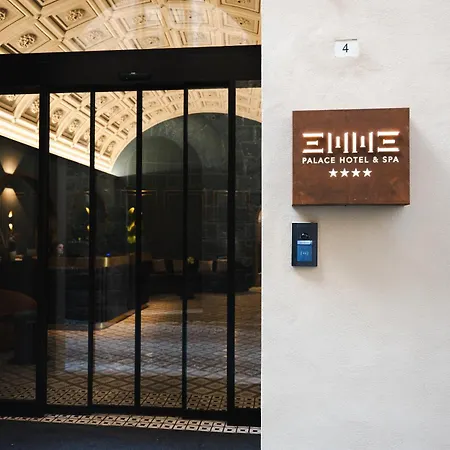 Hotel Emme Palace & 4*