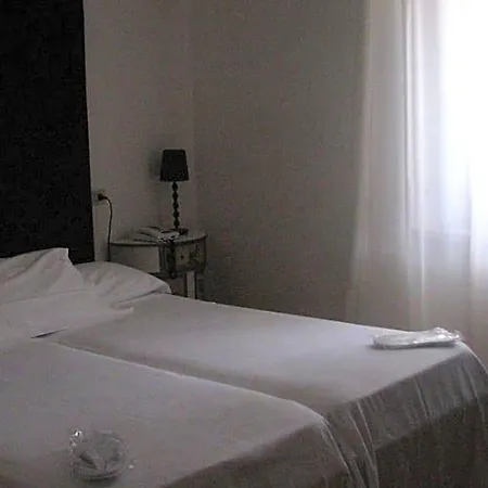 Szálloda Emme Palace & 4*