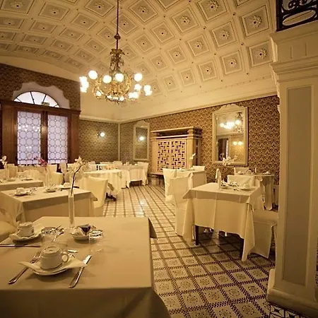 Emme Palace &