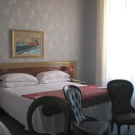 Emme Palace & Szálloda