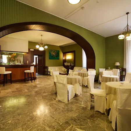 Emme Palace & 호텔 오르비에토