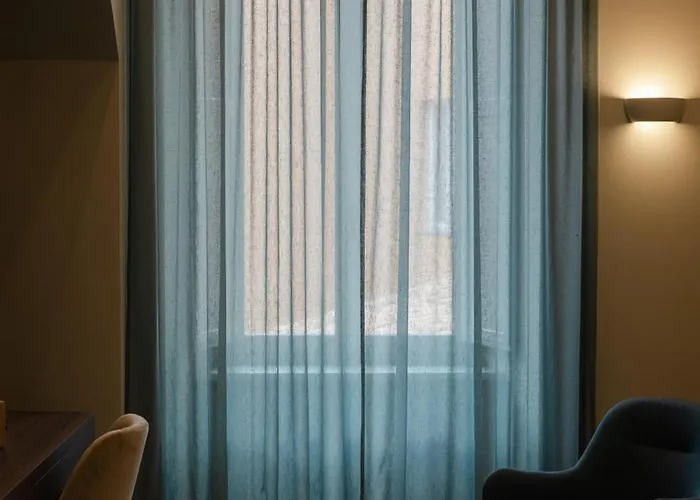 Hotel Emme Palace & 4*